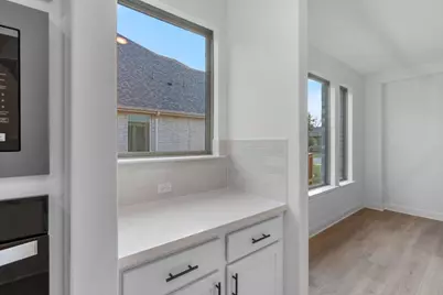 565 Wood Thrush Run, Kyle, TX 78640 - Photo 11