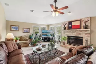 9212 Shady Meadow Dr, Boerne, TX 78006 - Photo 3