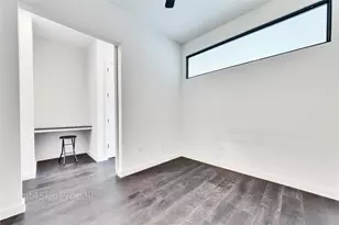 800 Embassy Dr, Austin, TX 78702 - Photo 7