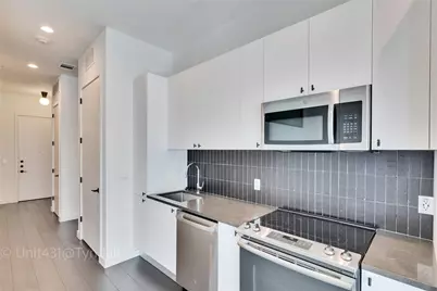 800 Embassy Drive #431, Austin, TX 78702 - Photo 5
