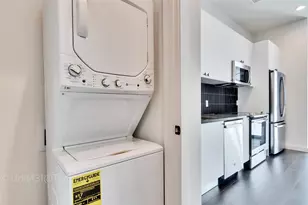 800 Embassy Dr, Austin, TX 78702 - Photo 9
