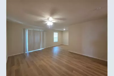 104 E Eggleston Street, Manor, TX 78653 - Photo 3