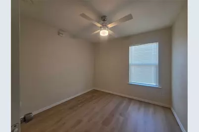 104 E Eggleston Street, Manor, TX 78653 - Photo 9