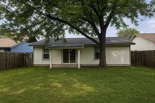 104 E Eggleston St, Manor, TX 78653 - Photo 17