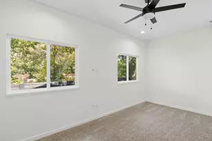 1106 S Meadows Dr SW, Austin, TX 78758 - Photo 25