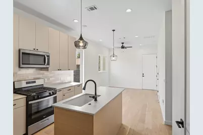 1106 S Meadows Drive SW #2, Austin, TX 78758 - Photo 5