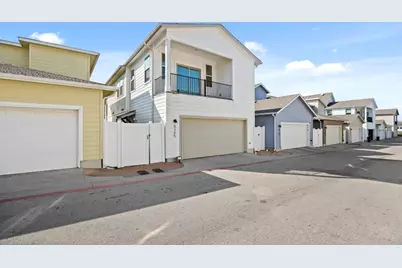 8105 Frida Bend, Austin, TX 78744 - Photo 15