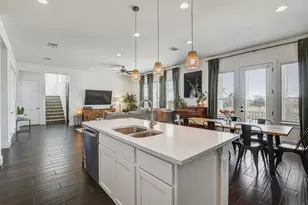 9208 Apogee Blvd, Austin, TX 78744 - Photo 11