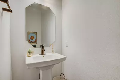 9208 Apogee Boulevard, Austin, TX 78744 - Photo 31