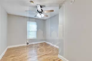 4810 Prock Ln, Austin, TX 78721 - Photo 15
