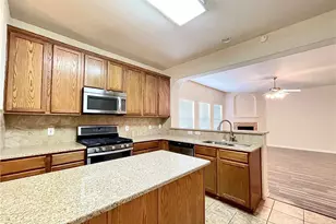 906 Mesquite Hollow Pl, Round Rock, TX 78665 - Photo 17