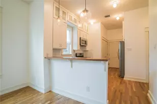 1165 Poquito St, Austin, TX 78702 - Photo 7