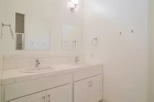 1165 Poquito St, Austin, TX 78702 - Photo 15