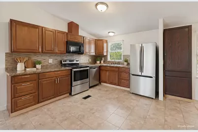 141 Davie Lane, Marion, TX 78124 - Photo 7