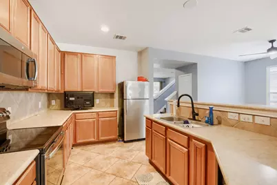 5809 Alomar Cove, Del Valle, TX 78617 - Photo 7