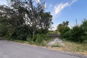 10200 Shively Ln, Austin, TX 78747 - Photo 1