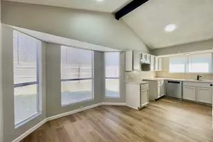 2001 Lisa Ln, San Marcos, TX 78666 - Photo 3