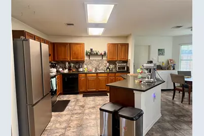 11104 Chatam Berry Lane, Austin, TX 78748 - Photo 13