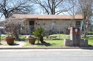 110 Hergotz Ln, Austin, TX 78742 - Photo 5