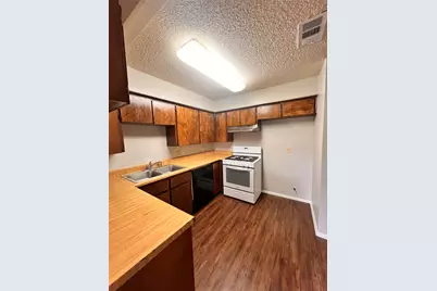 301 12th Street #A, Pflugerville, TX 78660 - Photo 9