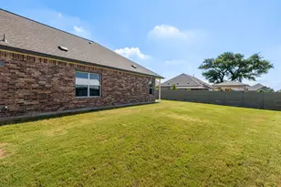 145 Blue Blaze Trl, Georgetown, TX 78628 - Photo 33