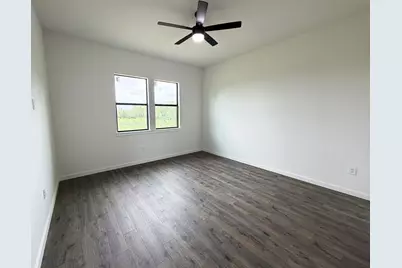 138 Blushing Drive, Cedar Creek, TX 78612 - Photo 7