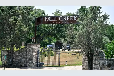 290 Leaning Rock Ridge, Austin, TX 78737 - Photo 7