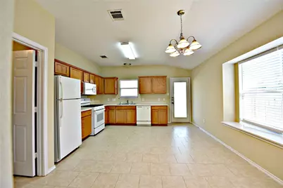 1110 Henderson Drive, Leander, TX 78641 - Photo 5