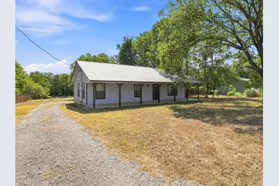 1303 Lovers Lane, Bastrop, TX 78602 - Photo 5