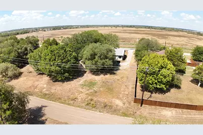 1303 Lovers Lane, Bastrop, TX 78602 - Photo 29