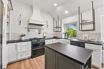 6848 La Concha Pass, Austin, TX 78749 - Photo 11