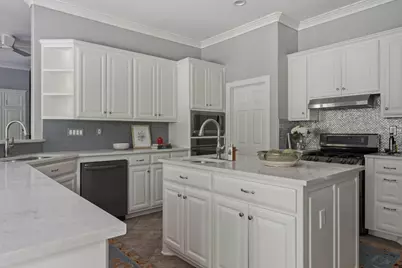 109 Wood Trail, West Lake Hills, TX 78746 - Photo 9