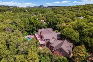 109 Wood Trail, West Lake Hills, TX 78746 - Photo 35