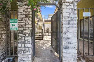 2815 Rio Grande St, Austin, TX 78705 - Photo 3