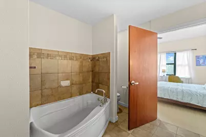 1812 West Avenue #302, Austin, TX 78701 - Photo 17