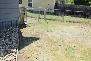 3300 Fritz Hughes Park Rd, Austin, TX 78732 - Photo 23