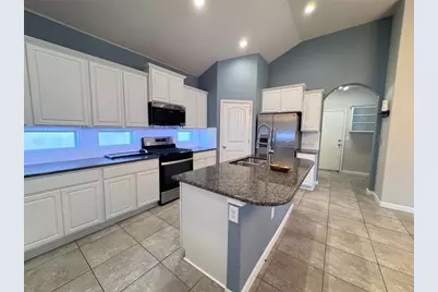 16420 Pienza Drive, Pflugerville, TX 78660 - Photo 9