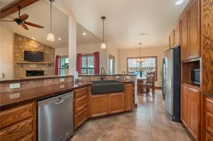 877 Co Rd 455, Coupland, TX 78615 - Photo 11