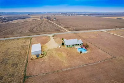 877 County Road 455, Coupland, TX 78615 - Photo 37