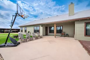 877 Co Rd 455, Coupland, TX 78615 - Photo 25