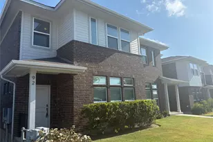 605 W South St, Leander, TX 78641 - Photo 3