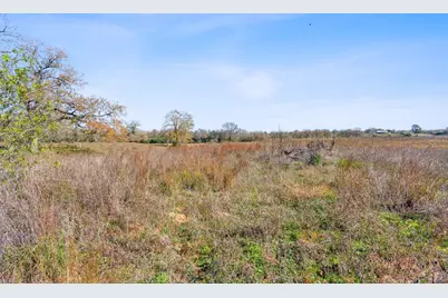 10996 US Highway 90 W, Harwood, TX 78632 - Photo 13