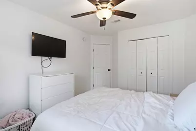203 Little Lake Road, Hutto, TX 78634 - Photo 15
