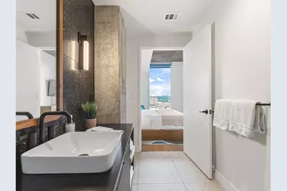 48 East Avenue #2011, Austin, TX 78701 - Photo 17