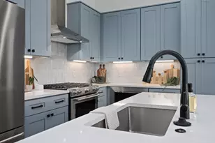 1104 Fiesta St, Austin, TX 78702 - Photo 5