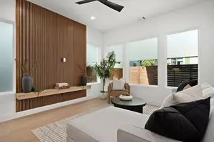 1104 Fiesta St, Austin, TX 78702 - Photo 13