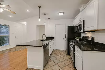 3207 Eanes Circle Circle, Austin, TX 78746 - Photo 11