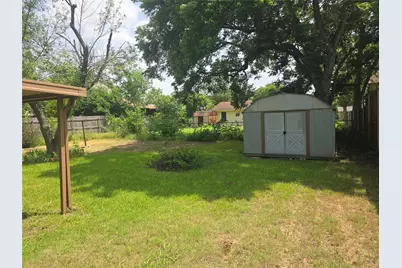 1109 Dunstan Drive, Austin, TX 78745 - Photo 9