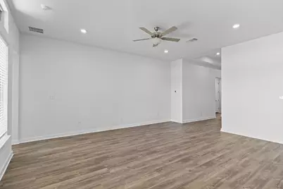 412 Brandywine Road, Hutto, TX 78634 - Photo 11