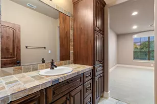 212 Malabar St, Lakeway, TX 78734 - Photo 29